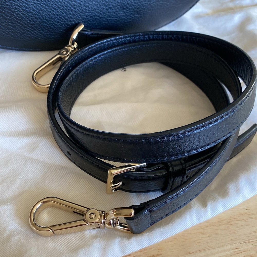 Kate Spade ♠️ Greenwood place Rita black handbag with strap and gold chain - Picture 17 of 17